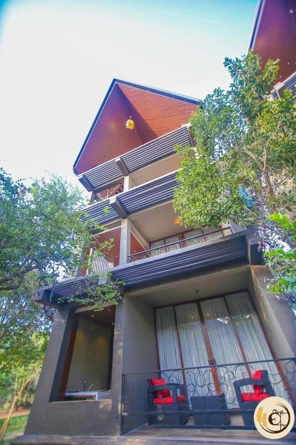 Aswadduma Hotel Дамбулла Экстерьер фото
